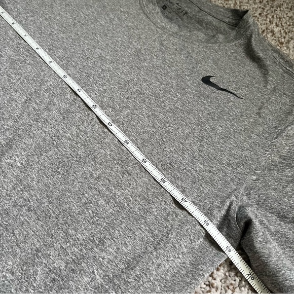 Nike Dri-fit Tee - Picture 3 of 5